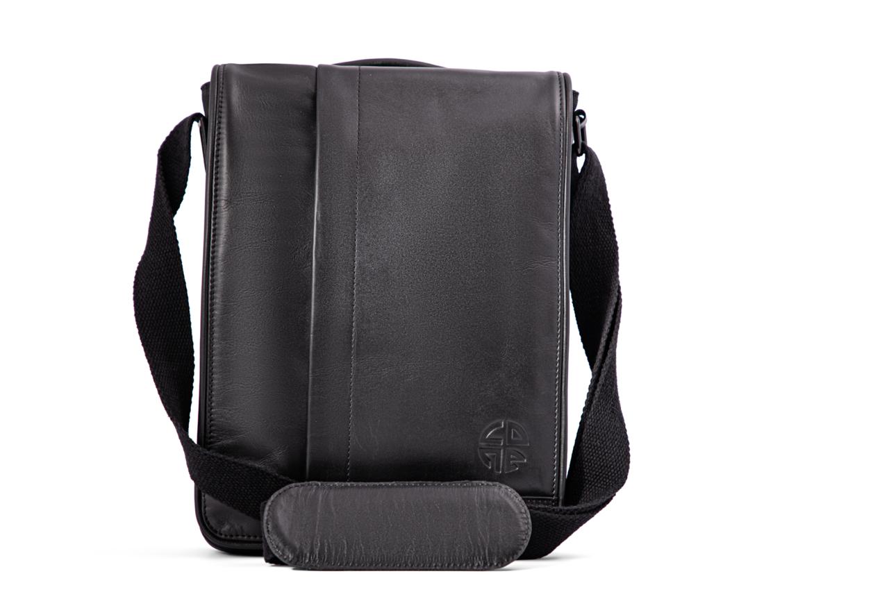 Voyager Pro Ipad bag